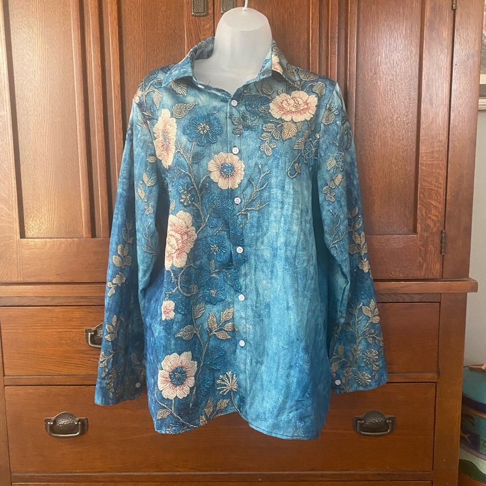 Women’s Teal Floral Button-Down Shirt